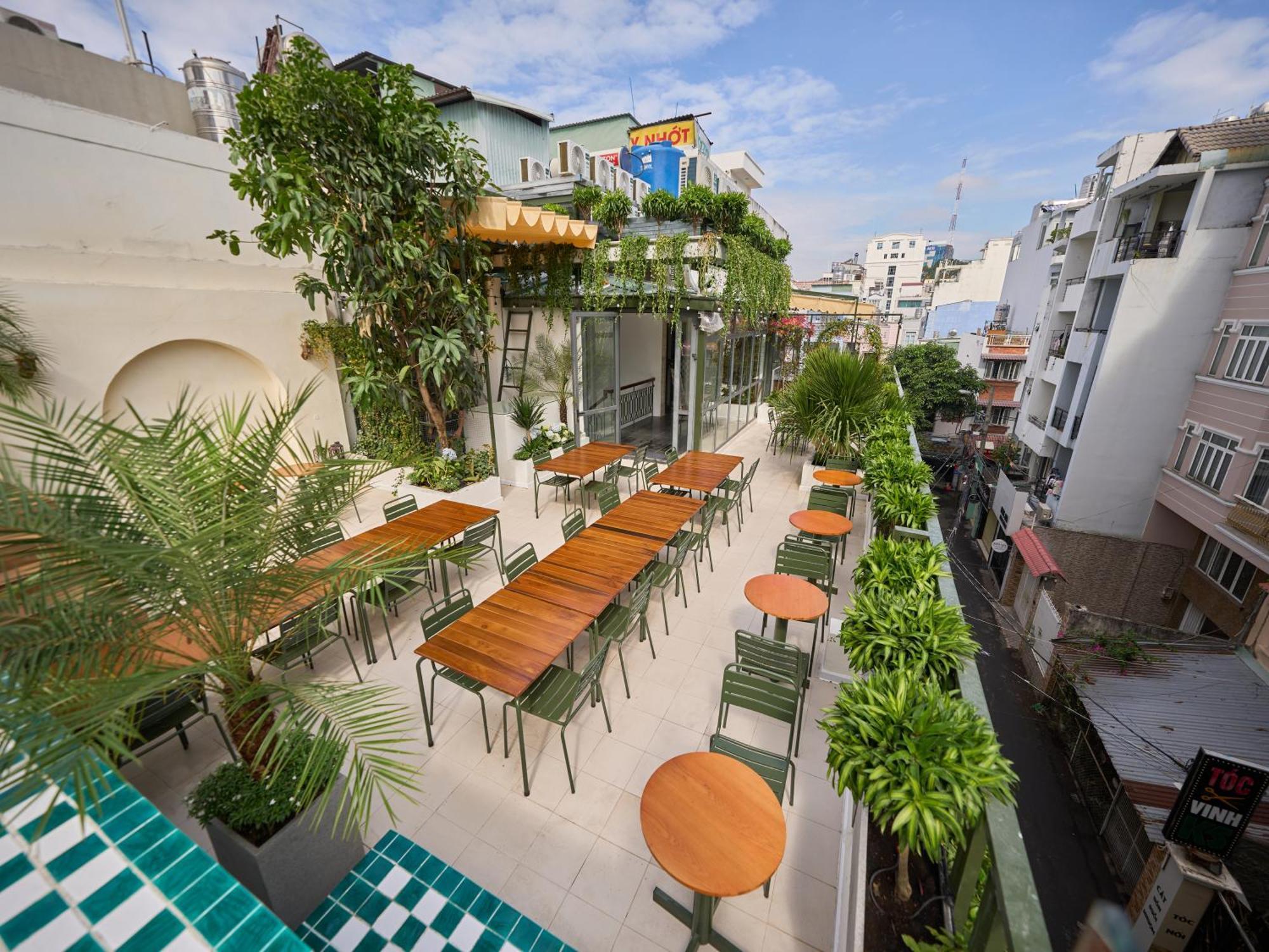 Saigon Night-life Complex-100m2 Rooftop Pool-elevator-heart Of District 1 Ho Chi Minh City