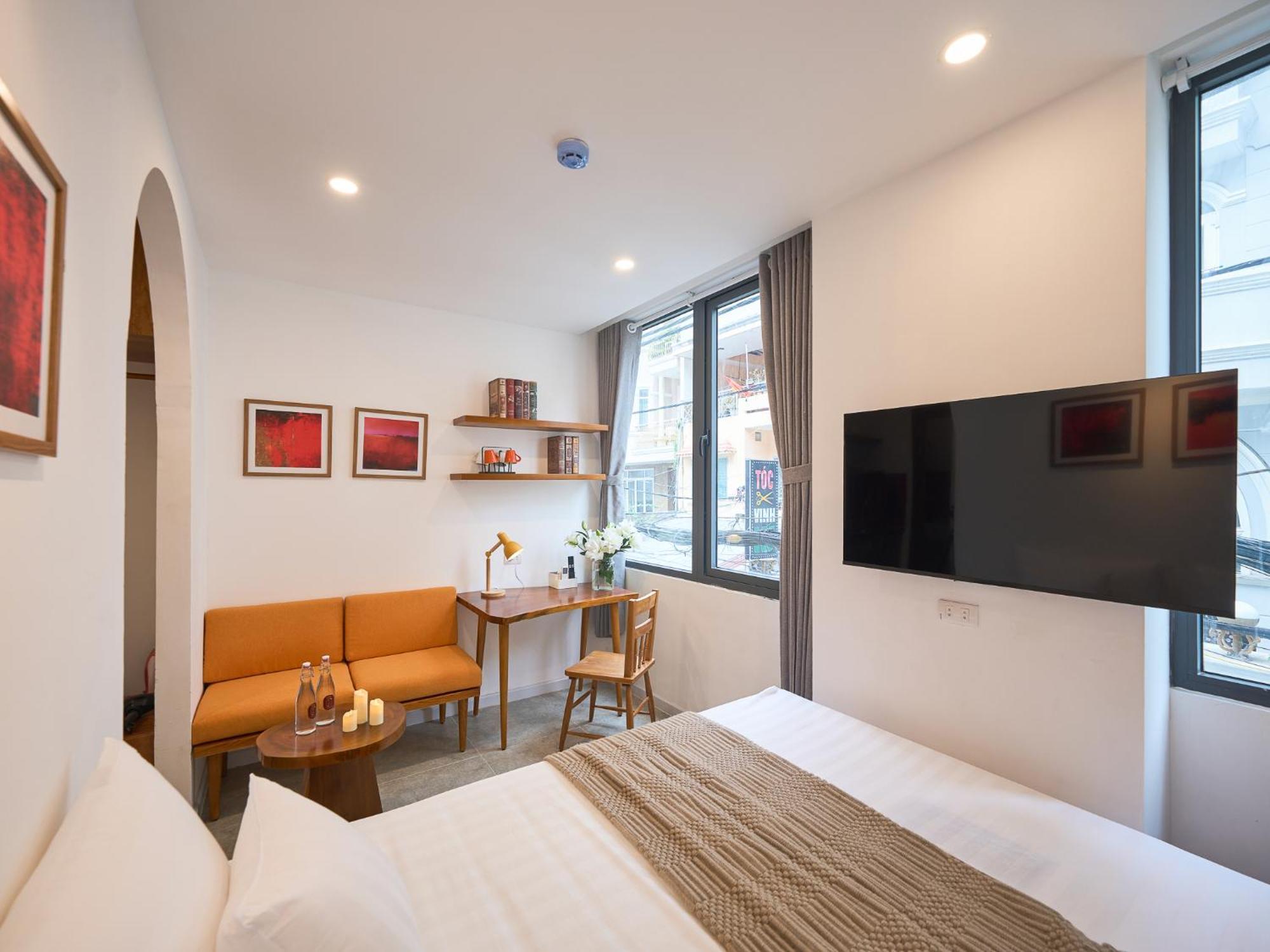 Saigon Night-life Complex-100m2 Rooftop Pool-elevator-heart Of District 1 Apartment Ho Chi Minh City