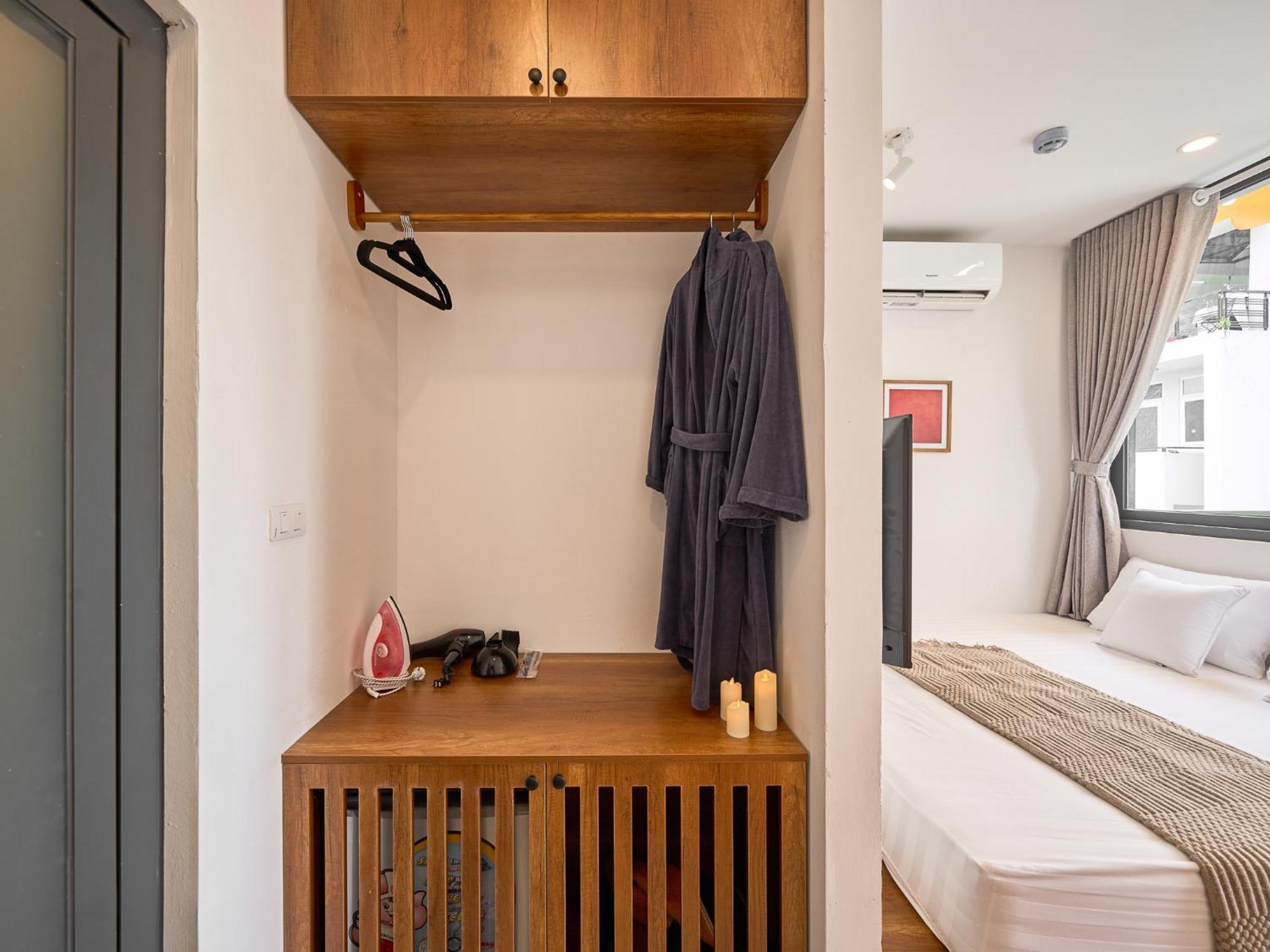 Saigon Night-life Complex-100m2 Rooftop Pool-elevator-heart Of District 1 * Ho Chi Minh City