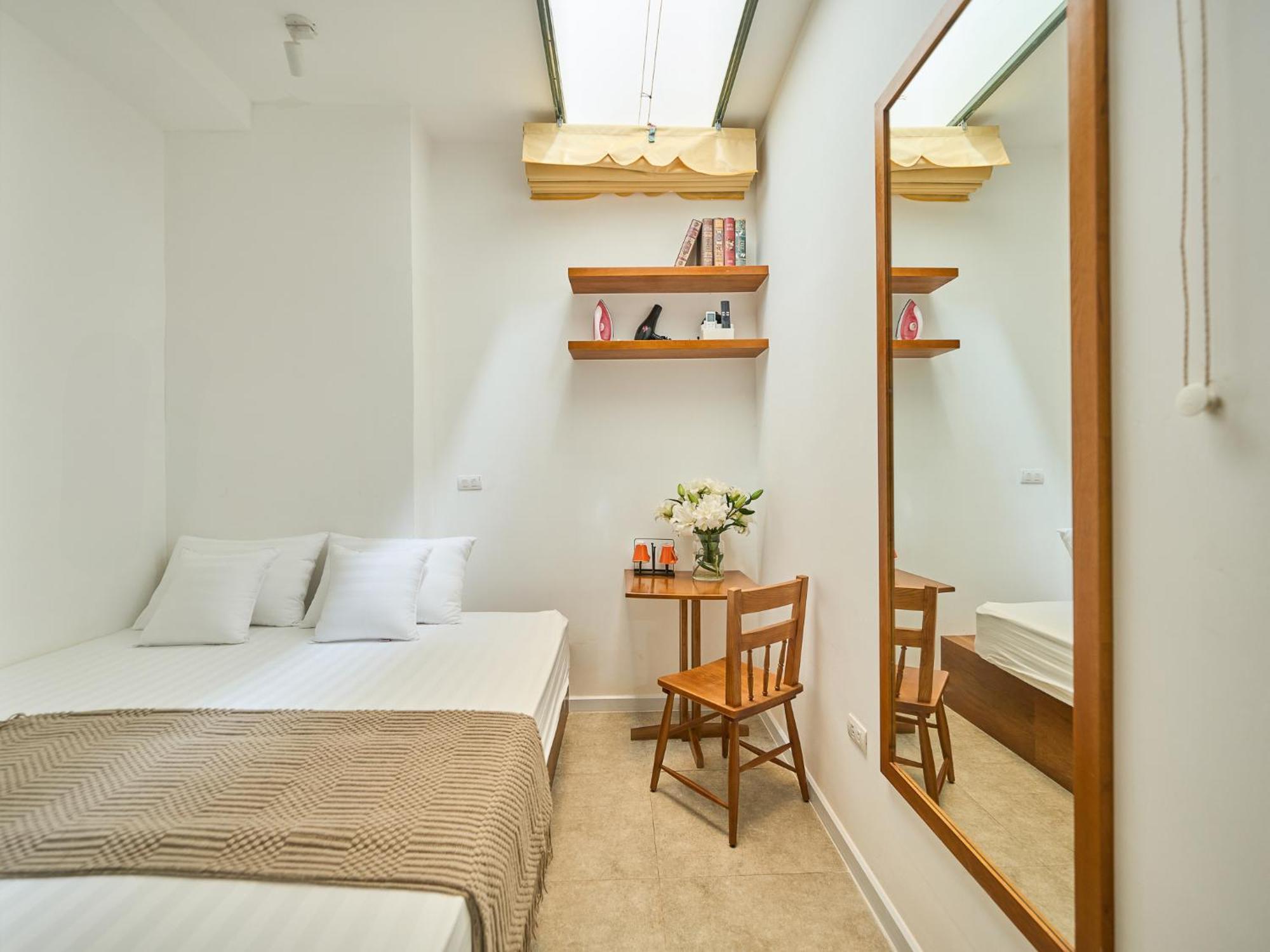 Saigon Night-life Complex-100m2 Rooftop Pool-elevator-heart Of District 1 Apartment