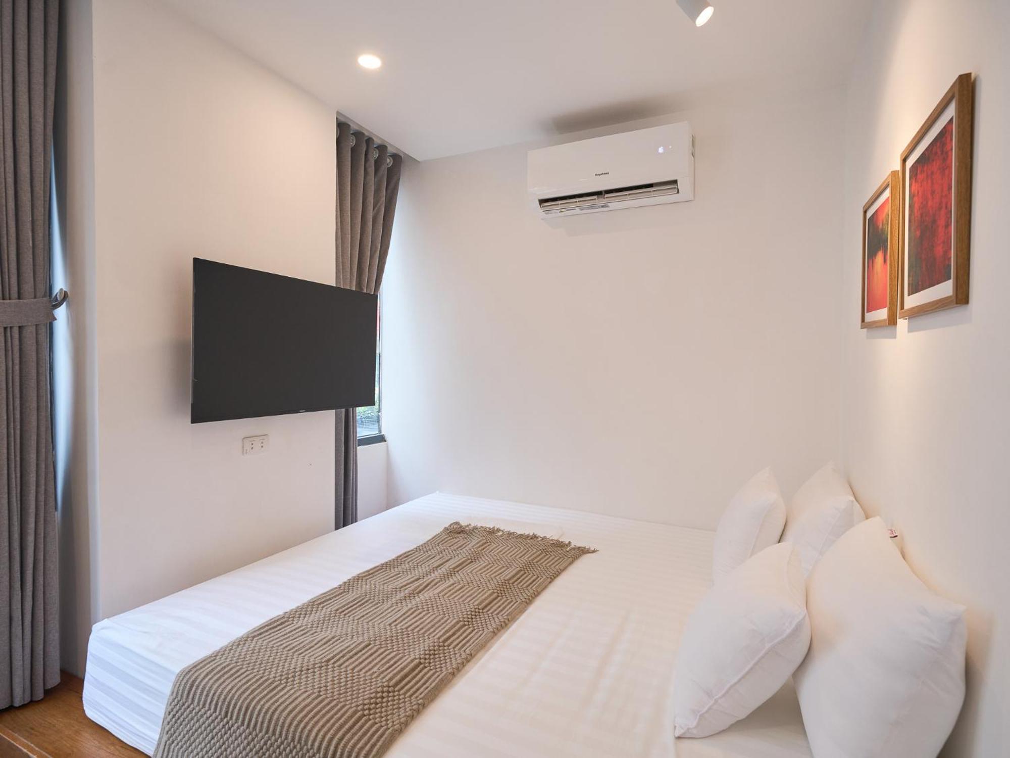 Saigon Night-life Complex-100m2 Rooftop Pool-elevator-heart Of District 1 Ho Chi Minh City